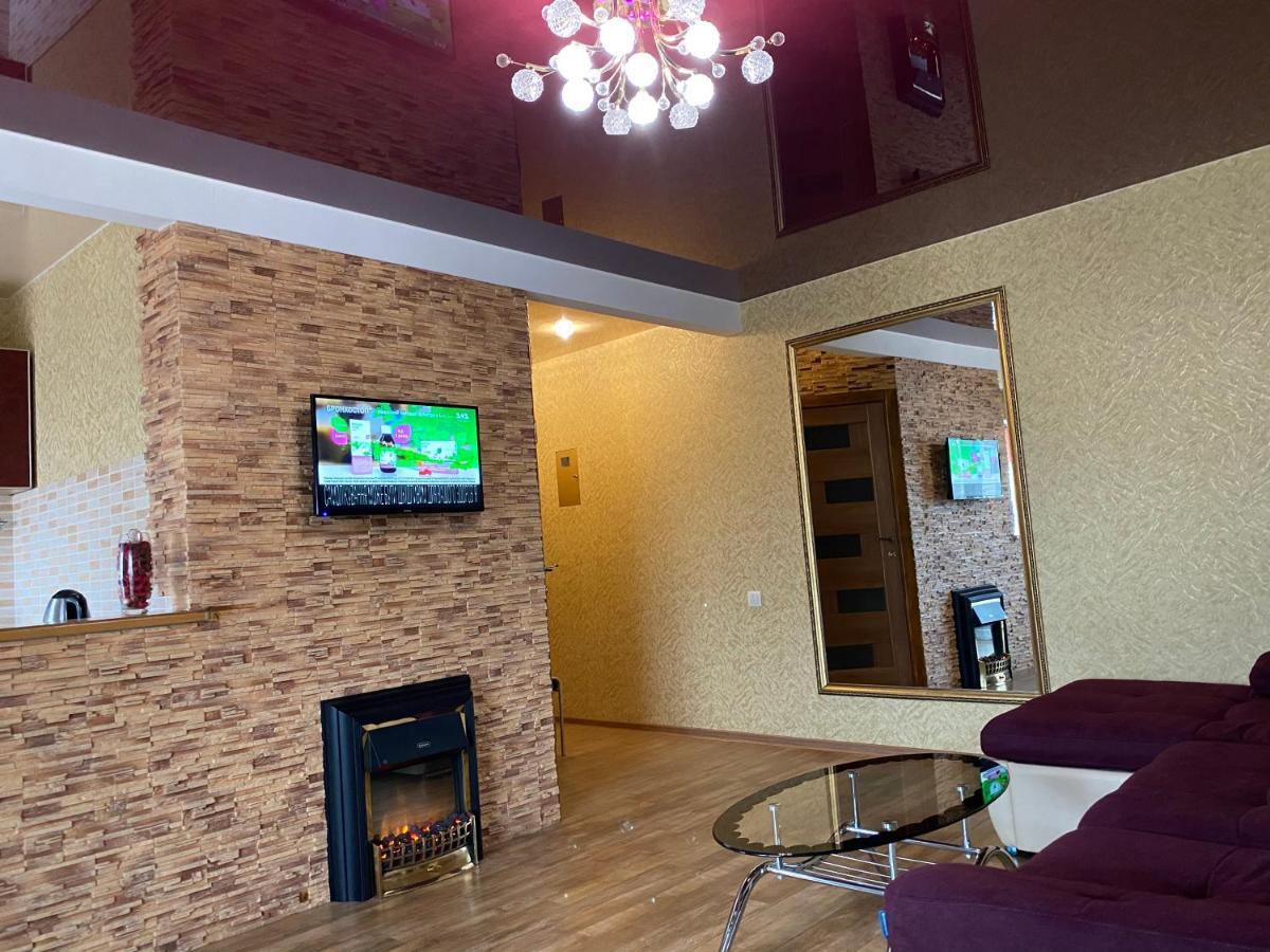 New Apartments With Panoramic Views On Avenue Nauky Kharkiv Exterior photo