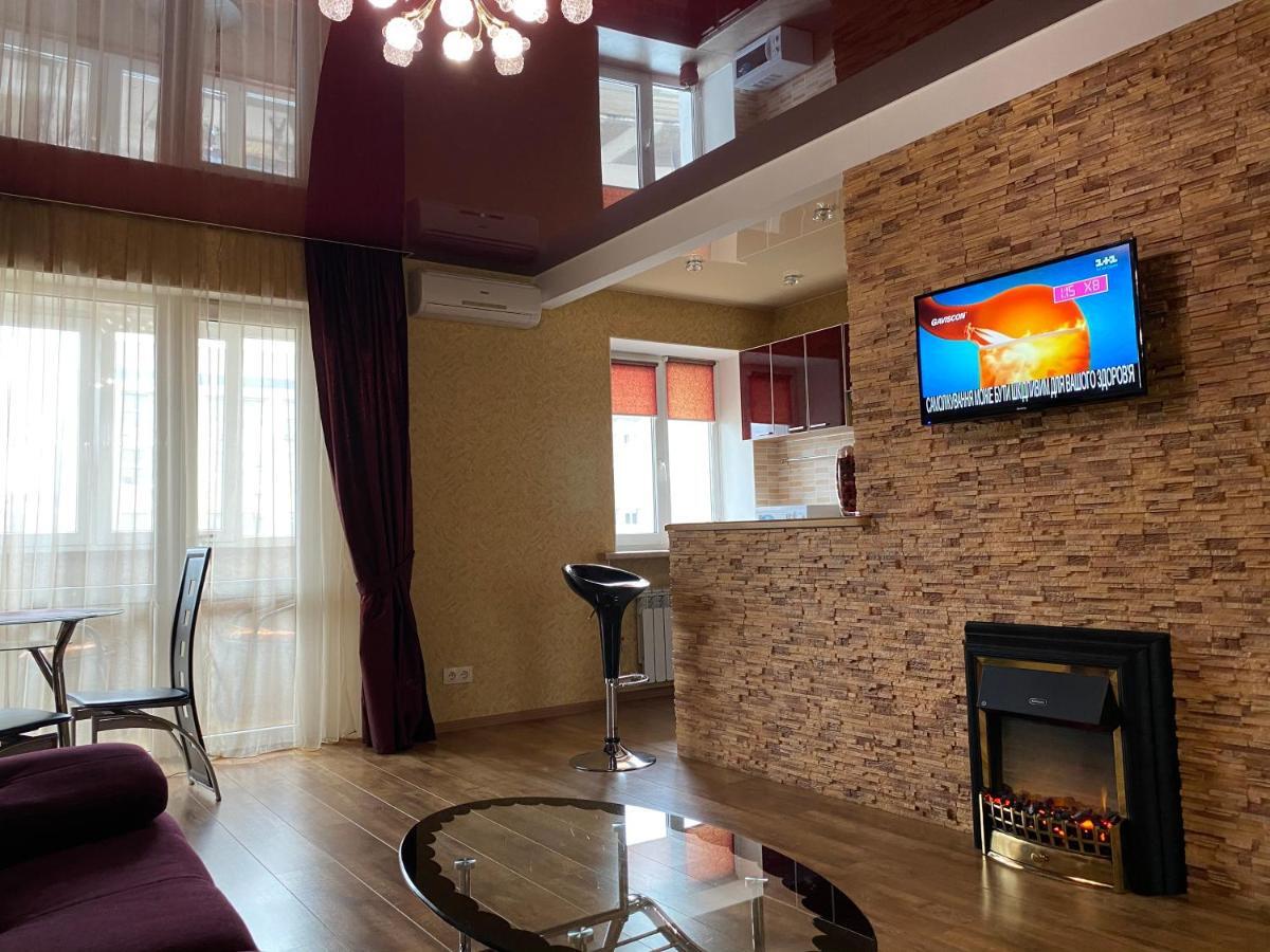 New Apartments With Panoramic Views On Avenue Nauky Kharkiv Exterior photo